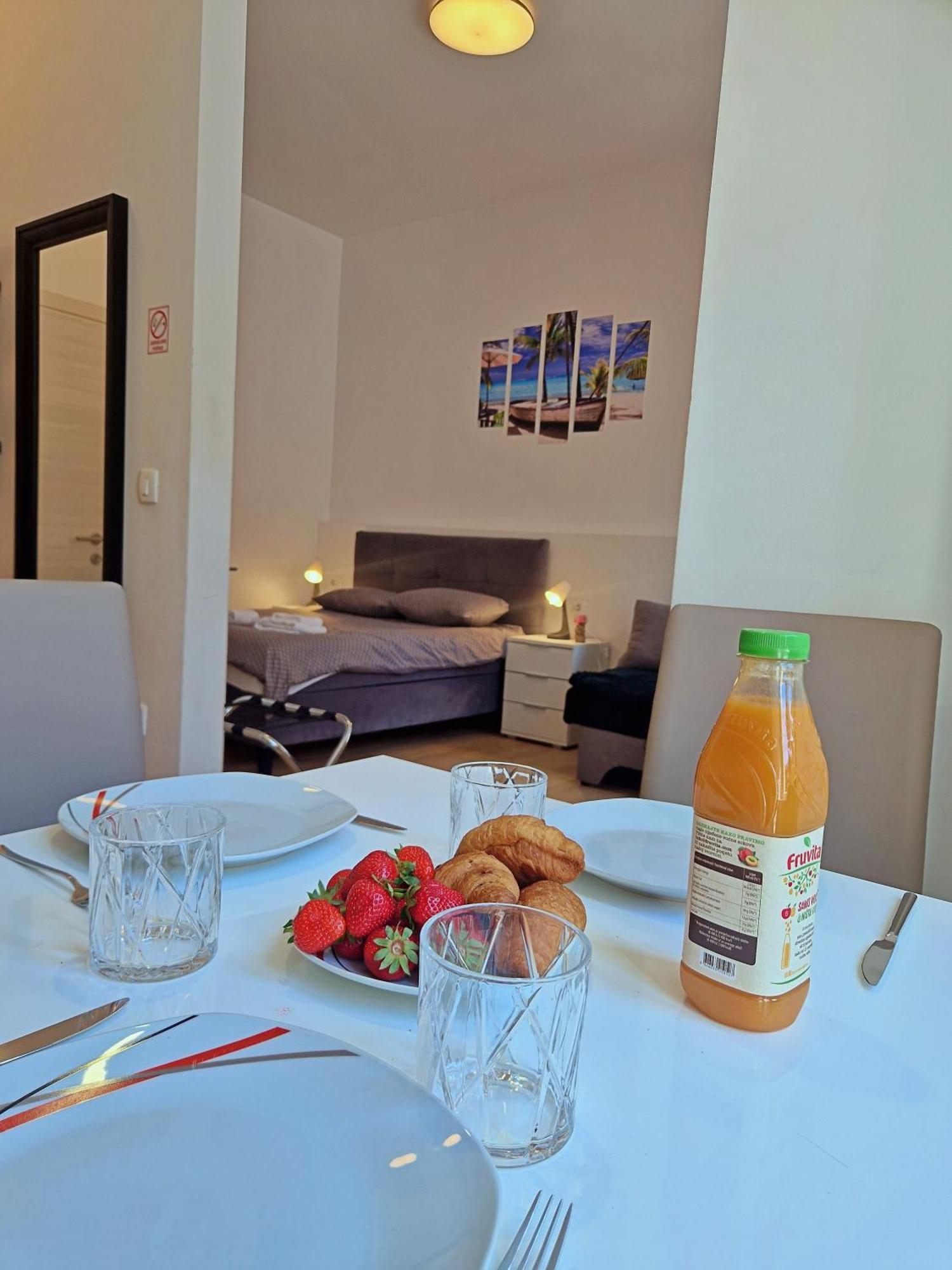 Lola'S Place Риека Экстерьер фото